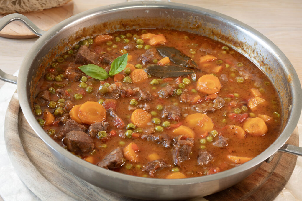 Guiso De Ternera A La Jardinera Cocina De Madre La Cocina De Frabisa