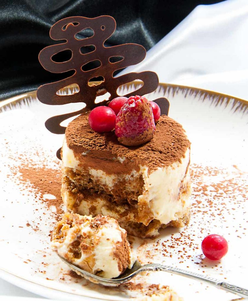 Tarta Tiramisú de cumpleaños. Manual y Thermomix - La Cocina de Frabisa