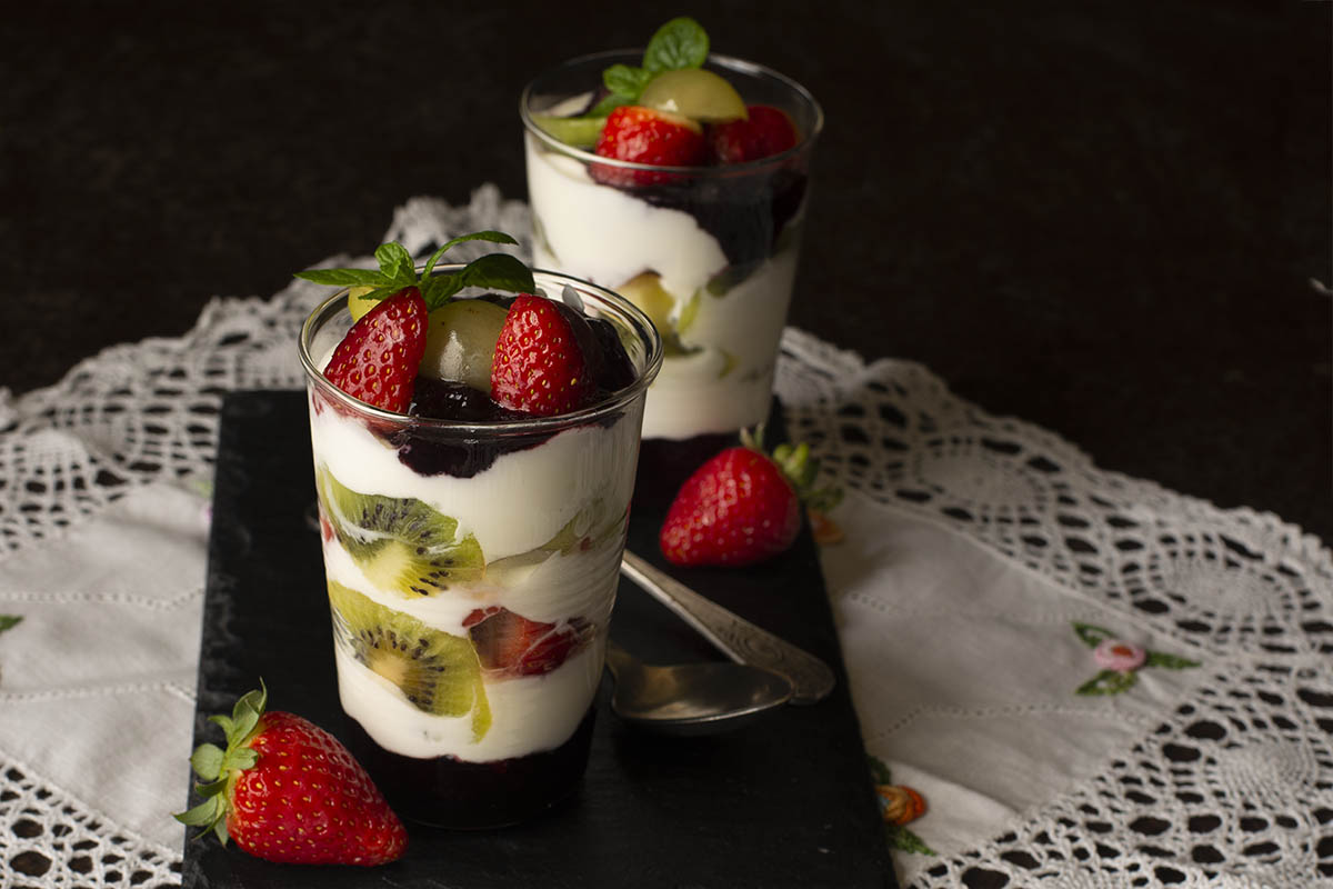 Receta de fresas con yogur, el postre más sencillo del mundo
