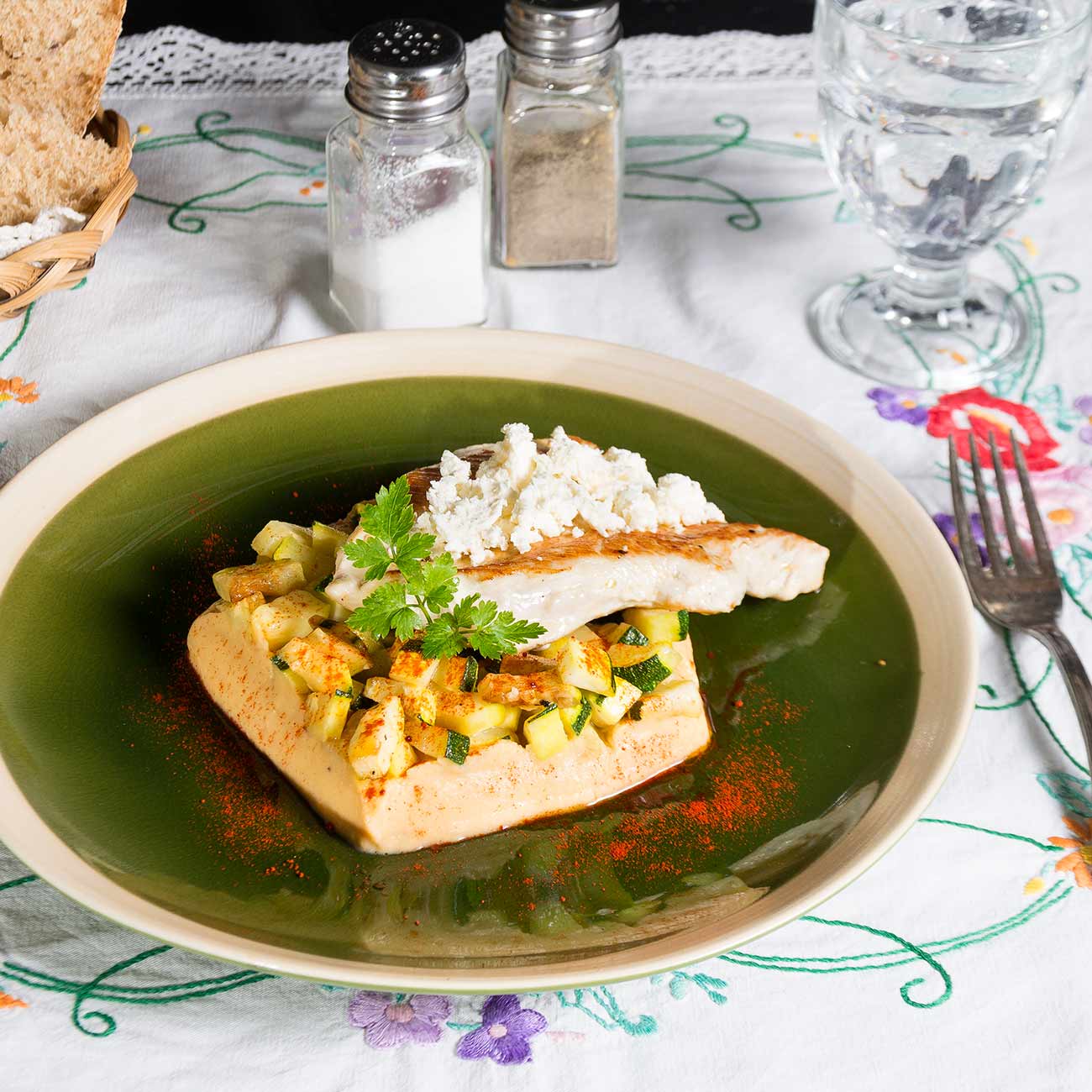 humus,-calabacin-y-pavo
