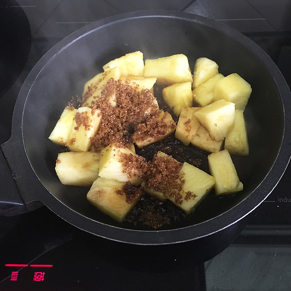 piña caramelizada