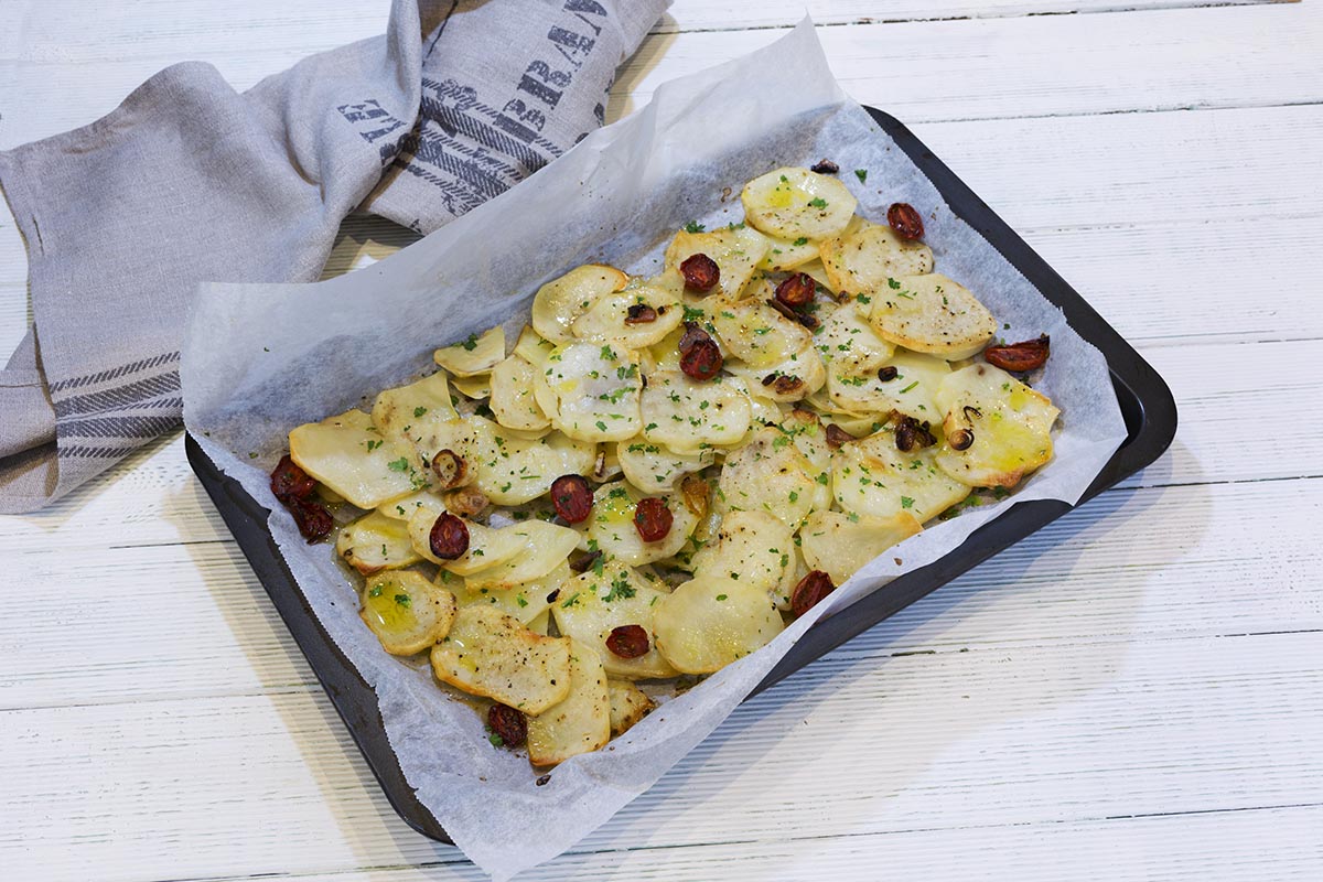 Patatas Panaderas Al Horno Guarnici n La Cocina De Frabisa La Cocina Patatas Panaderas Al Horno Guarnici n La Cocina De Frabisa La Cocina