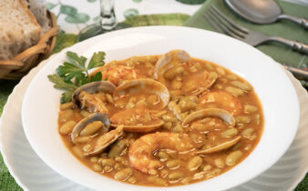 Verdinas con almejas y gambones