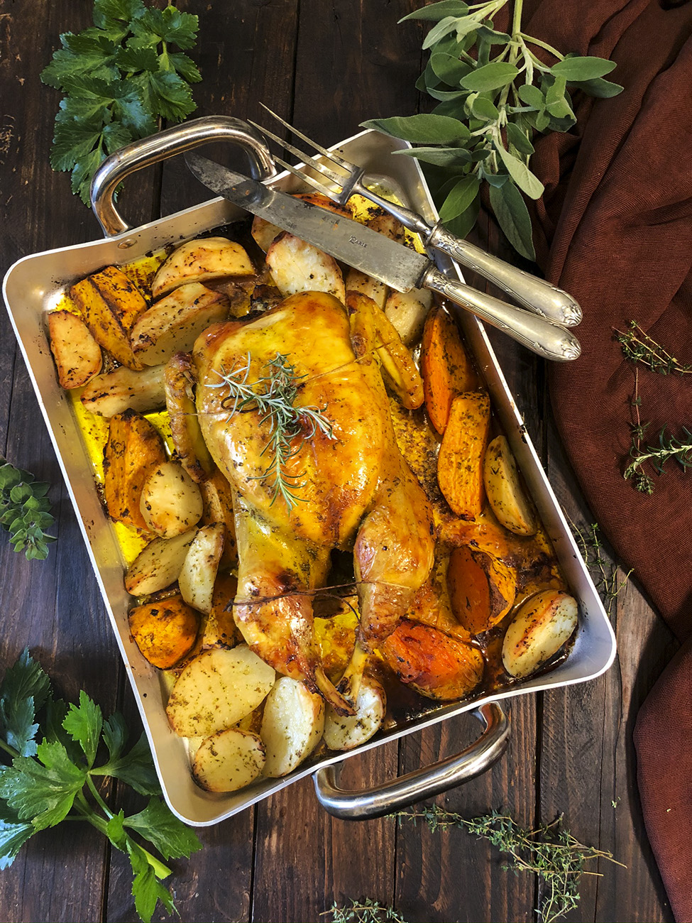 Pollo asado al horno con patatas y boniato. VIDEO - La Cocina de Frabisa La  Cocina de Frabisa