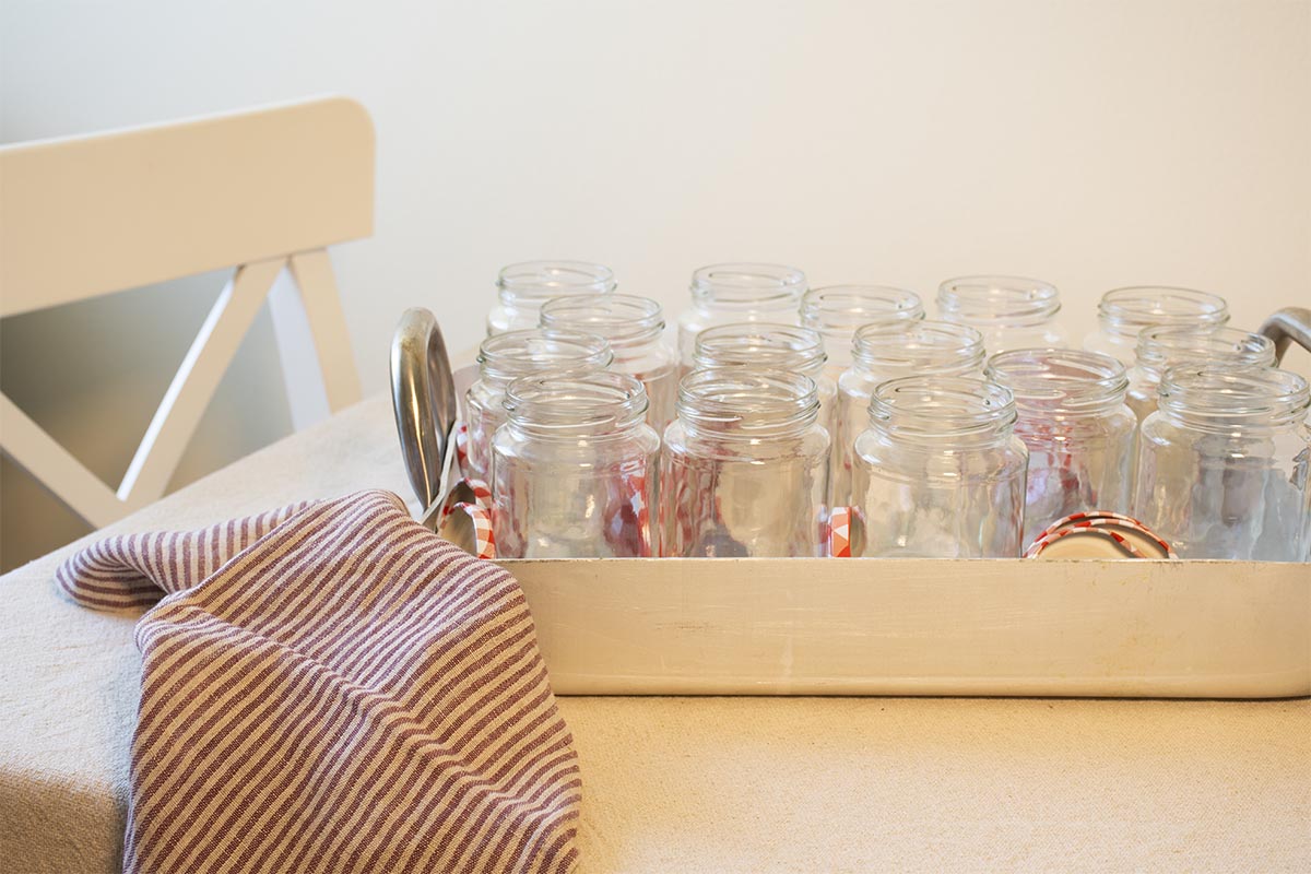 No tires las tapas de los tarros de cristal, recíclalas con esta increíble  idea funcional y