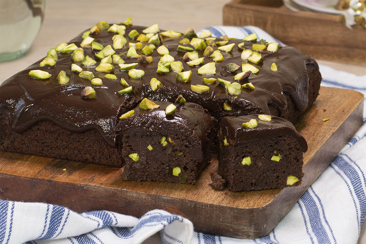 Brownie de chocolate con pistachos. SIN AZÚCAR AÑADIDO. SIN GLUTEN - La  Cocina de Frabisa La Cocina de Frabisa