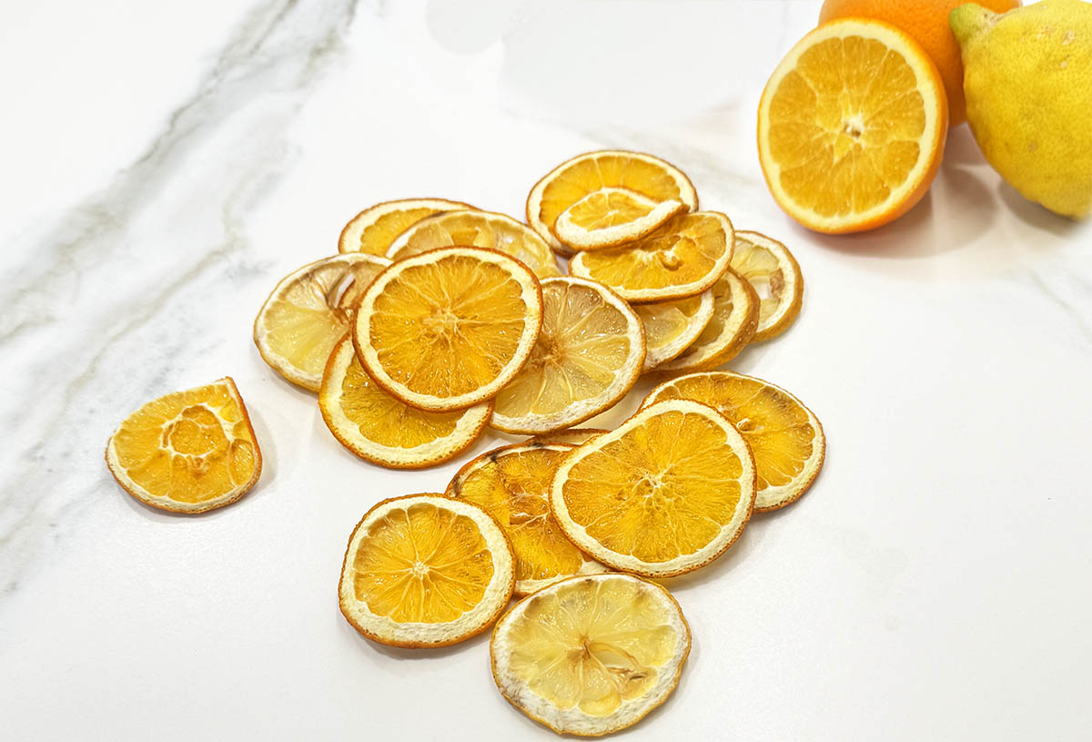 naranjas y limones deshidratados