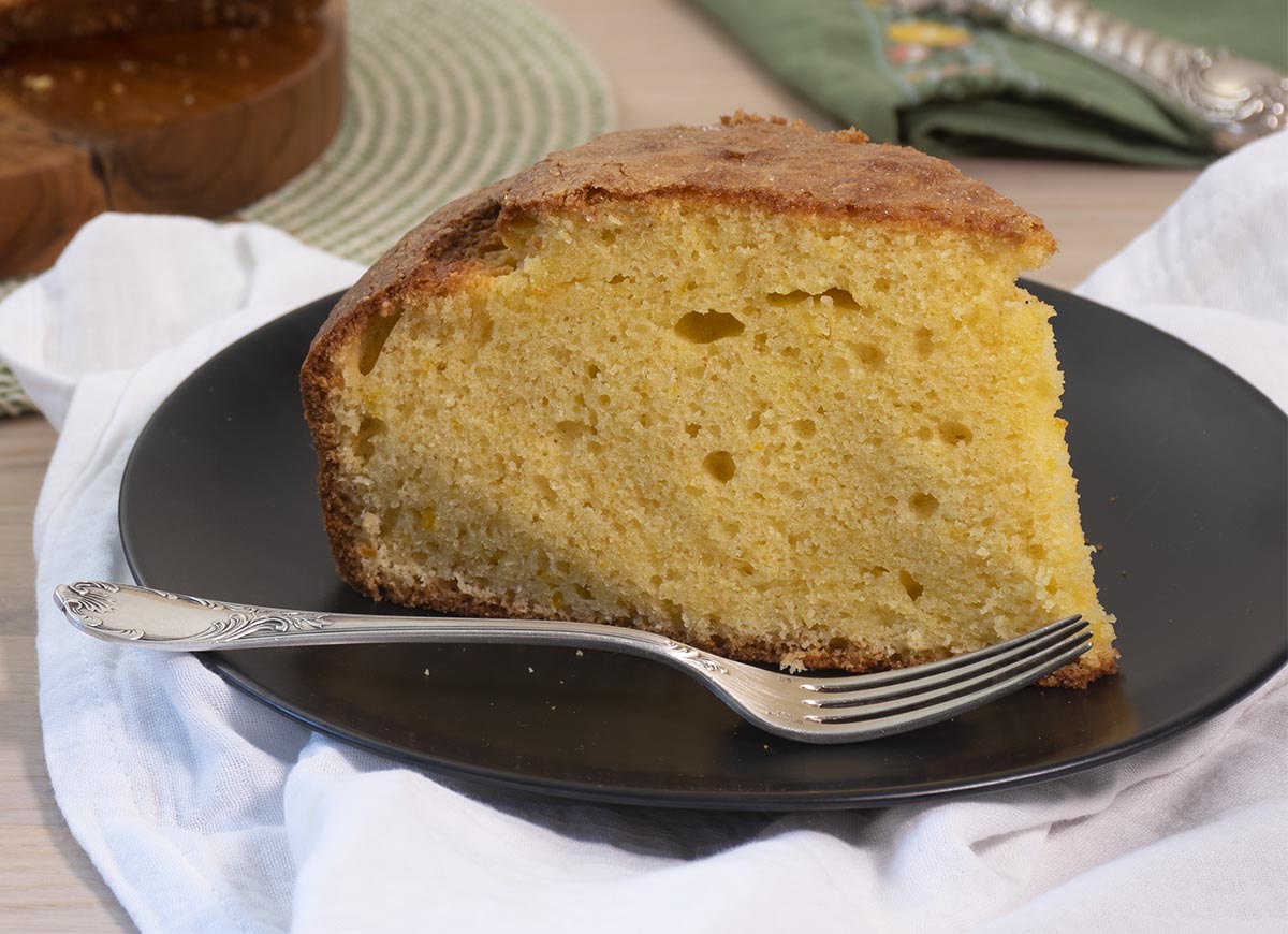 Bizcocho esponjoso de naranja y limón