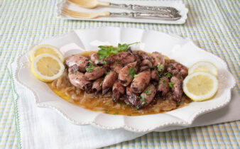 chipirones encebollados