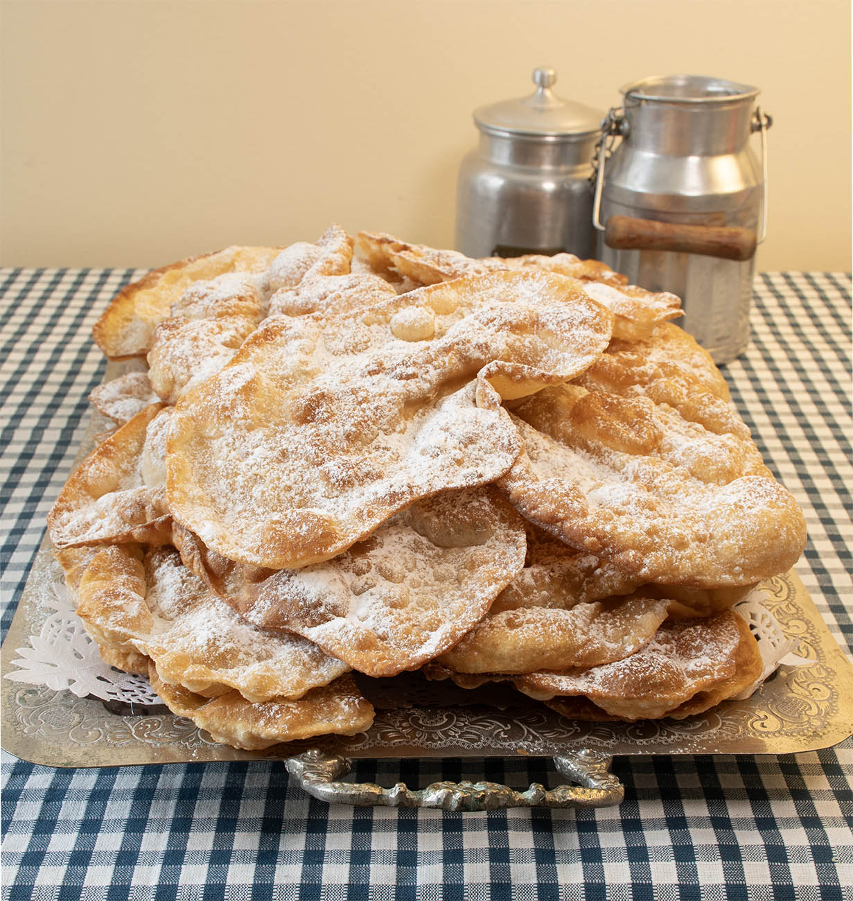 orejas crujientes de carnaval