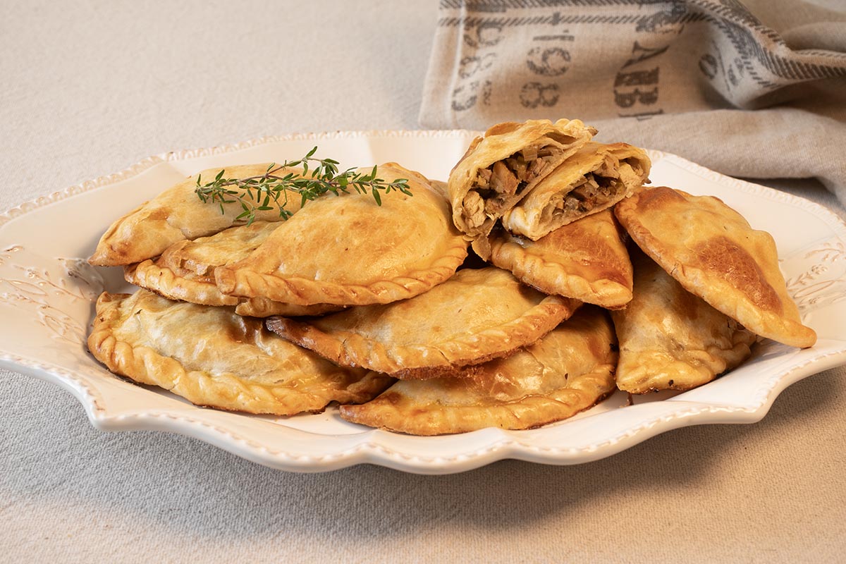 empanadillas de pollo, puerros y champiñones