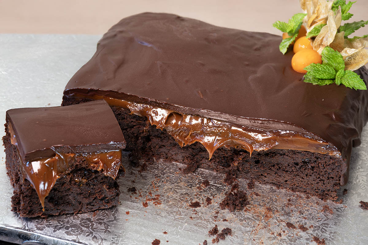 TARTA ESTILO SACHER CON DULCE DE LECHE