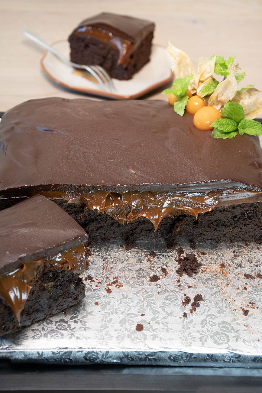 TARTA ESTILO SACHER CON DULCE DE LECHE
