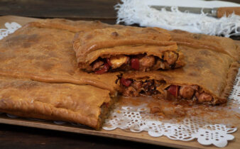 Empanada gallega de pulpo