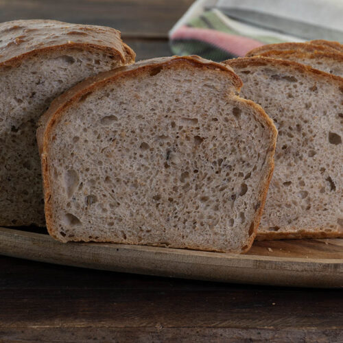 Pan de molde con masa madre, harina de trigo gallego e integral